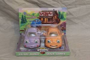 lot 162 image: vintage 1999 limited edition set of Chevron Cars featuring Zachary Zoomer and Skyler Scamper.
