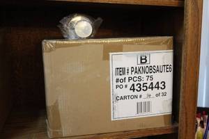 lot 233 image: Box full of knob assembly,
