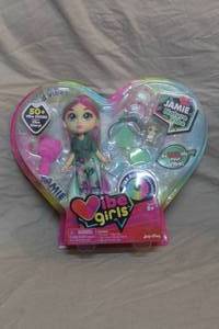 lot 265 image: Vibe Girls Mia Ocean Vibe fashion doll