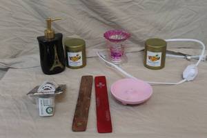 lot 283 image: Candlesincense accessories.and more see pictures