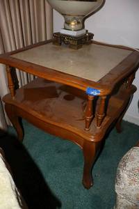 lot 23 image: Vintage side table