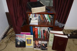 lot 94 image: Vintage side table and books, see photos