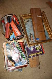 lot 121 image: Vintage train cars, picture frame, wooden box