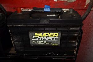 lot 5 image: Super Start 12V battery