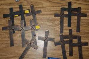 lot 29 image: Metal decorative crosses - 14 total