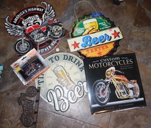 lot 88 image: Motorcycle dcor and metal beer signs