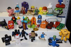 lot 100 image: Kids toys