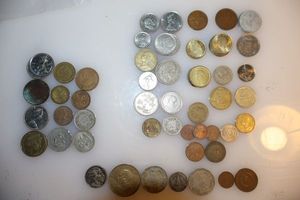 lot 112 image: Foreign coins