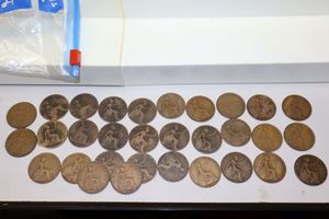lot 121 image: Foreign coins - 1900s and 1800s