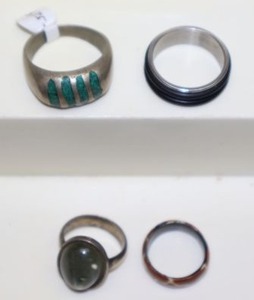 lot 169 image: Jewelry rings as shown