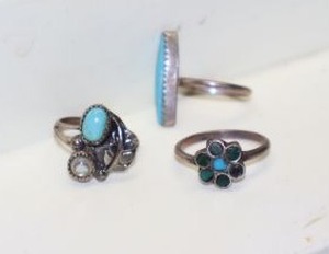 lot 192 image: Jewelry turquoise rings