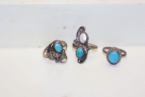 lot 193 image: Jewelry turquoise rings