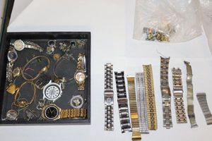 lot 128 image: Misc. watches, watch bands and parts
