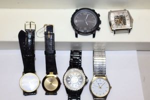 lot 230 image: Watches and watch faces