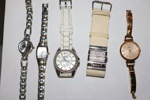 lot 262 image: Watches Womens selection Fossil watches