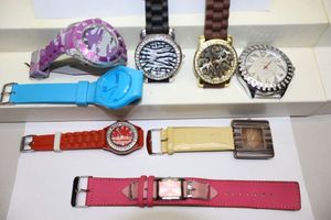 lot 277 image: Jewelry Womens watches and watch faces
