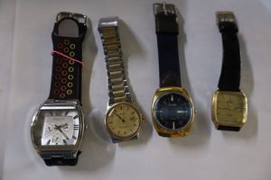 lot 304 image: Watch selection