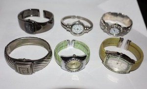 lot 315 image: Jewelry Womens cuff bracelet watch selection