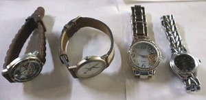lot 333 image: Watch selection