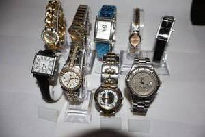 lot 341 image: Watch selection