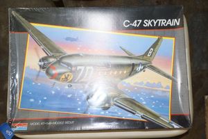 lot 451 image: Model airplane kit unopened, C-47 SkyTrain
