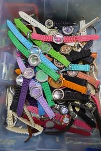 lot 375 image: Watch selection