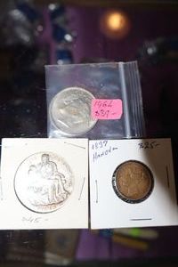 lot 498 image: Vintage European coins as shown