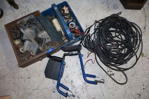 lot 580 image: Misc. parts and cables