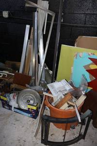 lot 584 image: Misc. parts, vents, blinds