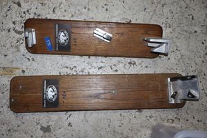 lot 590 image: Pro golf system boards, golf swing training aids