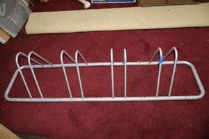 lot 605 image: 5 ft. long bike rack