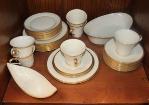 lot 22 image: Dishes Lenox Eternal Ivory Porcelain China Dinnerware with 24-Karat Gold accents, Dishwasher Safe Approximately 31 pcs