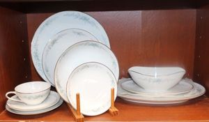 lot 25 image: Dishes Noritake Roseberry, Approximately 66 Pieces