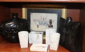 lot 62 image: Black and White Bathroom Decor Pieces