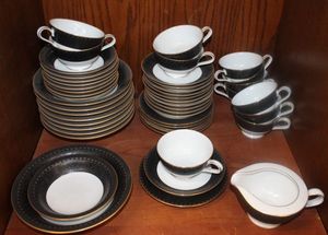 lot 67 image: Vintage Noritake Benedicta Porcelain Dinnerware Approx 48 Pieces