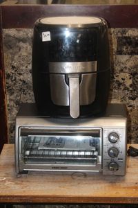 lot 87 image: Small Kitchen Appliances as shown in photos