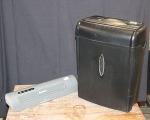 lot 103 image: Paper shredder&nbsp