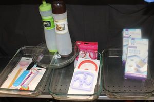 lot 113 image: glass bakeware and accessories