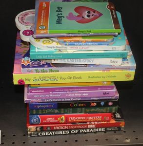 lot 119 image: Childrens books