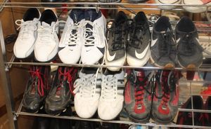 lot 124 image: Mens Shoes