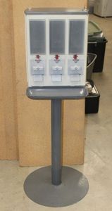lot 18 image: Candy Dispensing Machine
