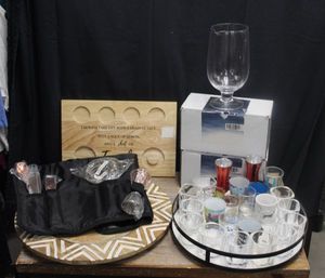 lot 151 image: Bar Items