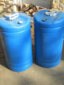 lot 14 image: qty 2 blue barrels