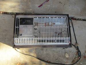 lot 19 image: space heater