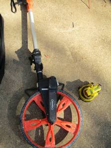 lot 28 image: MEASURING WHEEL