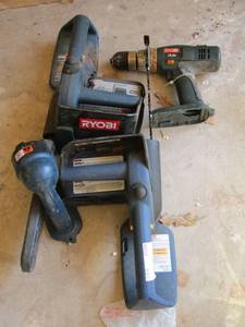 lot 61 image: various ryobi tools