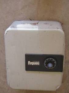 lot 73 image: sentry safe heavy duty