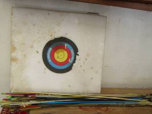 lot 75 image: arrows and target board