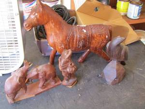 lot 87 image: qty 4 wooden figurines