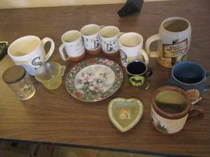 lot 149 image: coffee cups, small plate, heart shape mini plate